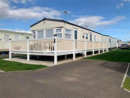 Lets Go Caravans Chapel Saint Leonards Exterior foto